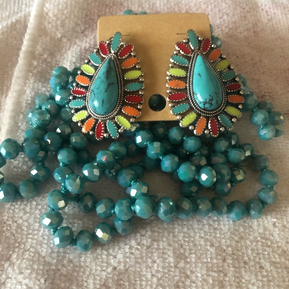 Selling shoes, have lots of jewelry and will be posting some clothes and totes